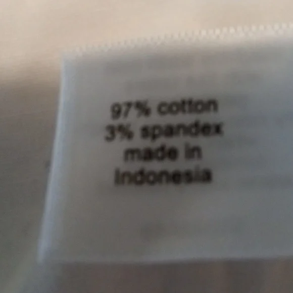 LANE BRYANT SMOCKED SHOULDER SQUARE NECK PUFFY SLEEVE BLOUSE SIZE 18/20 WHITE - Picture 7 of 8